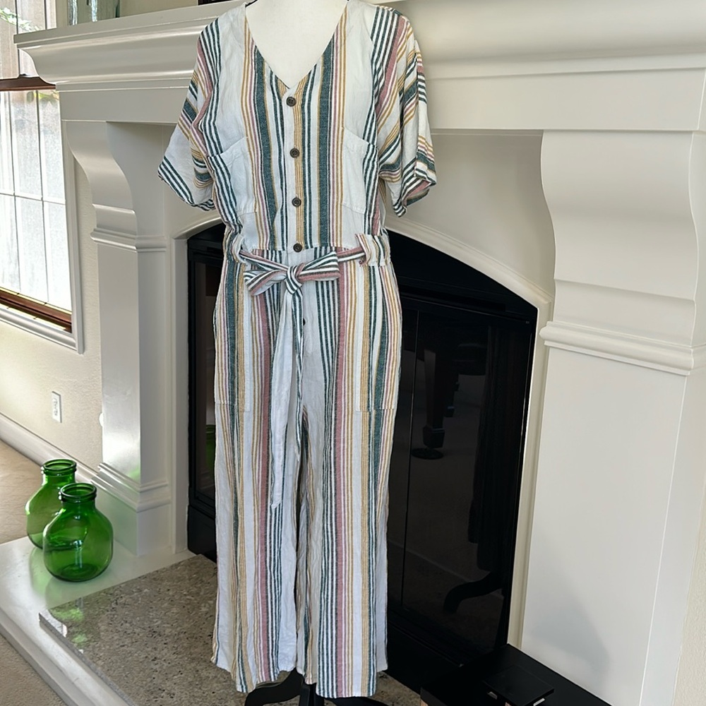 Caslon Romper size LP EUC